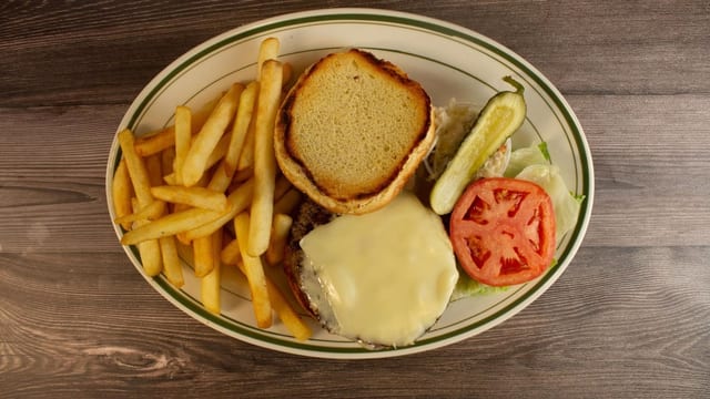 Classic Cheeseburger.